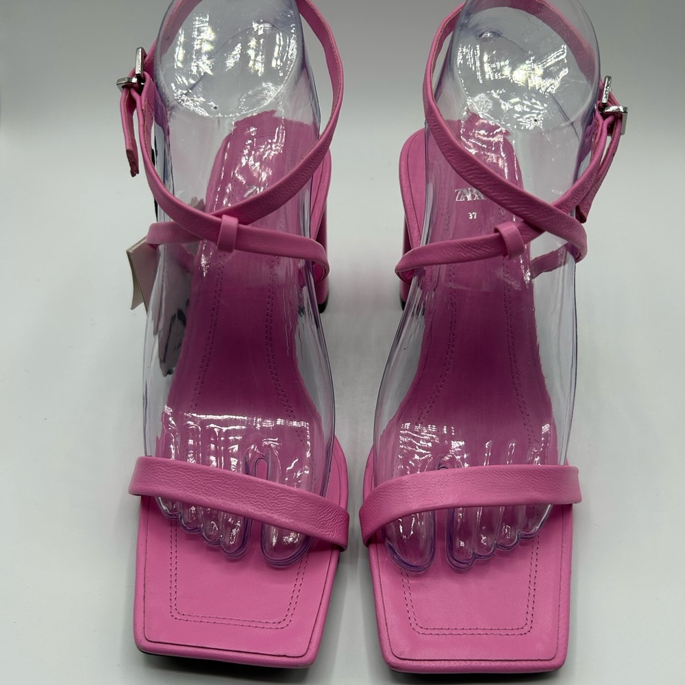 Zara Pink Chunk Heel BNWT Size 6 1/2